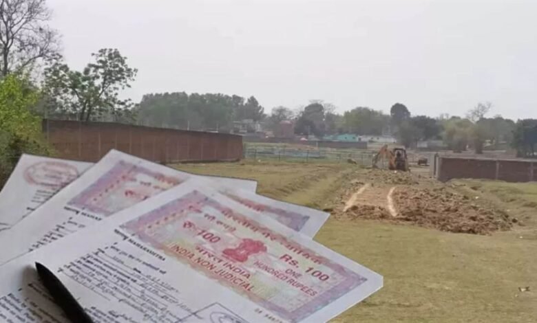 19 लाख लेकर नहीं कराई जमीन की रजिस्ट्री, बाद में तीसरे व्यक्ति के नाम बेच दी संपत्ति
