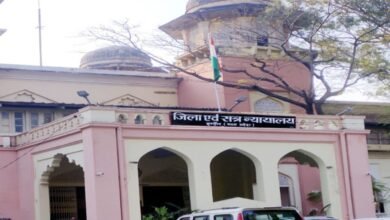 इंदौर जिला कोर्ट में फर्जी वकील होने के शक में युवक गिरफ्तार, बार एसोसिएशन की जांच में खुला मामला