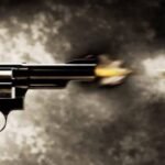चंडीगढ़ में कोर्ट के आदेश के दौरान चली गोली, पुलिस के सामने महिला पर वकील ने किया हमला
