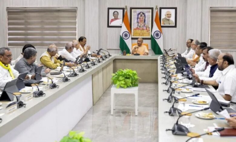 योगी सरकार का बड़ा फैसला, मदरसों में कामिल और फाजिल डिग्री पर कानूनी रोक की तैयारी