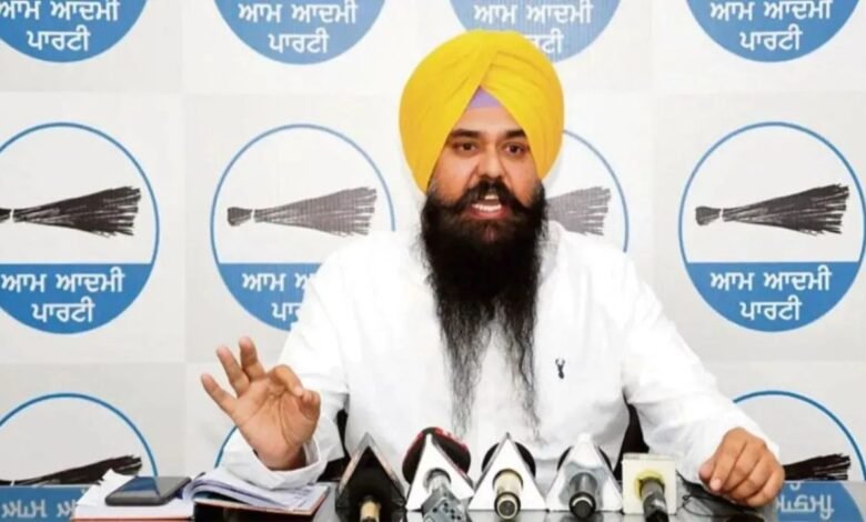 पंजाब में GAMADA की कार्रवाई पर AAP सांसद कंग ने उठाए सवाल, बोले- नियम सभी के लिए समान हों