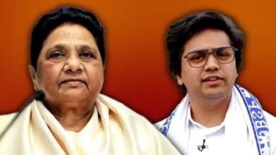 मायावती बोलीं- मैं बिल्कुल स्वस्थ हूं, आकाश आनंद अभी भी ससुर सिद्धार्थ के प्रभाव में