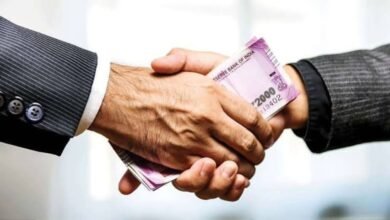 सुबह-सुबह पकड़ा गया रिश्वत लेता हुआ नगर निगम का क्लर्क