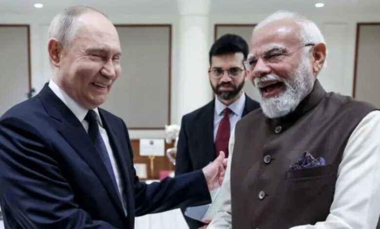 भारत दौरे पर पुतिन से मिलेंगे पीएम मोदी, क्रूड ऑयल और रक्षा सौदों पर दुनिया की नजर
