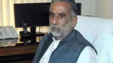 केंद्रीय मंत्री ने बताया पूर्वांचलियों को हिंदुस्तानी और हरियाणवी, मंत्री के बयान पर पूर्व कांग्रेस विधायक ने दी गाली