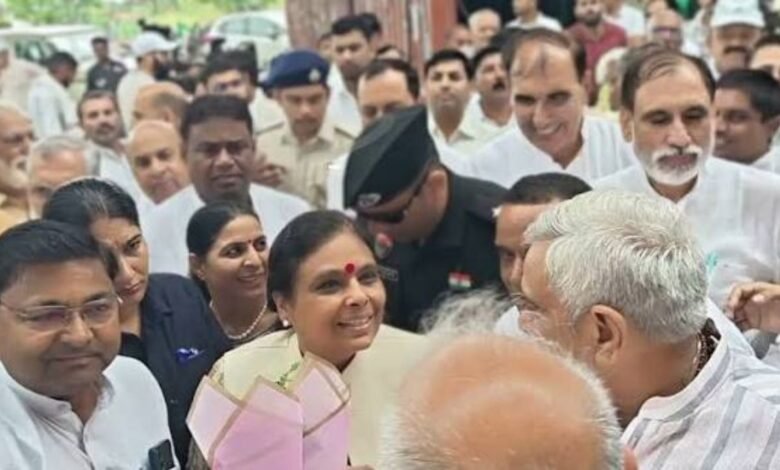 डॉ अर्चना गुप्ता ने साधा विपक्ष पर निशाना, बोली विपक्ष के पास न नेता, न नीति और न मुद्दा