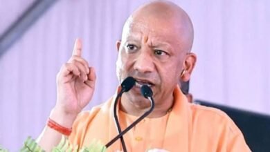 सीएम योगी की जनता के नाम पाती: युवा नौकरी मांगने वाले नहीं, रोजगार देने वाले उद्यमी बनें