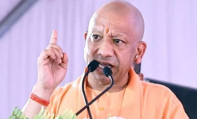 सीएम योगी की जनता के नाम पाती: युवा नौकरी मांगने वाले नहीं, रोजगार देने वाले उद्यमी बनें