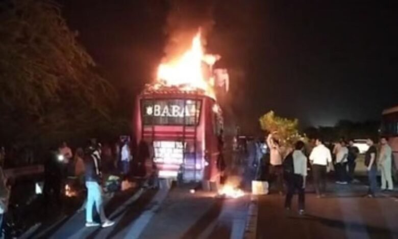 Noida Bus Fire: यमुना एक्सप्रेसवे पर स्लीपर बस में आग, 9 मौतों के बाद सामने आई अहम जानकारी
